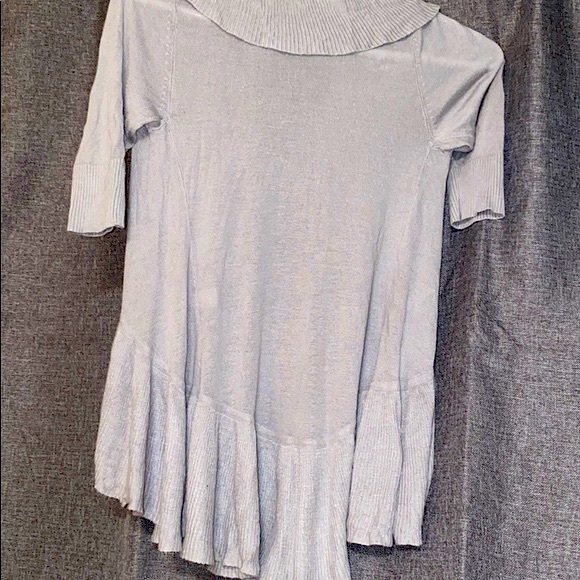 Express Flowing & Flattering Cardigan - Picture 2 of 3